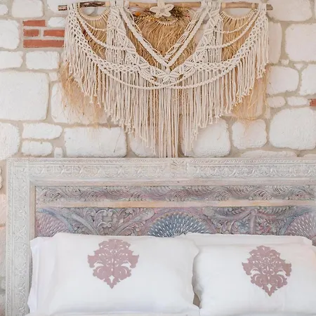 Отель Borsa Rooms & Villas